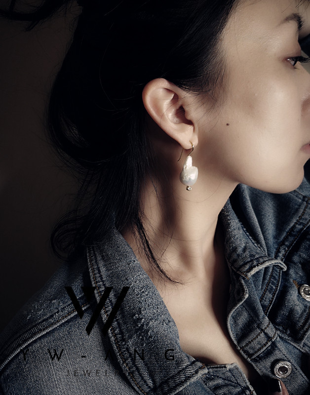 【Yw】Artistic Brilliance: Original Handmade Edison Baroque Irregular Natural Large Pearl Earrings from Thailand 【Yw】Artistic Brilliance: Original Handmade Edison Baroque Irregular Natural Large Pearl Earrings from Thailand