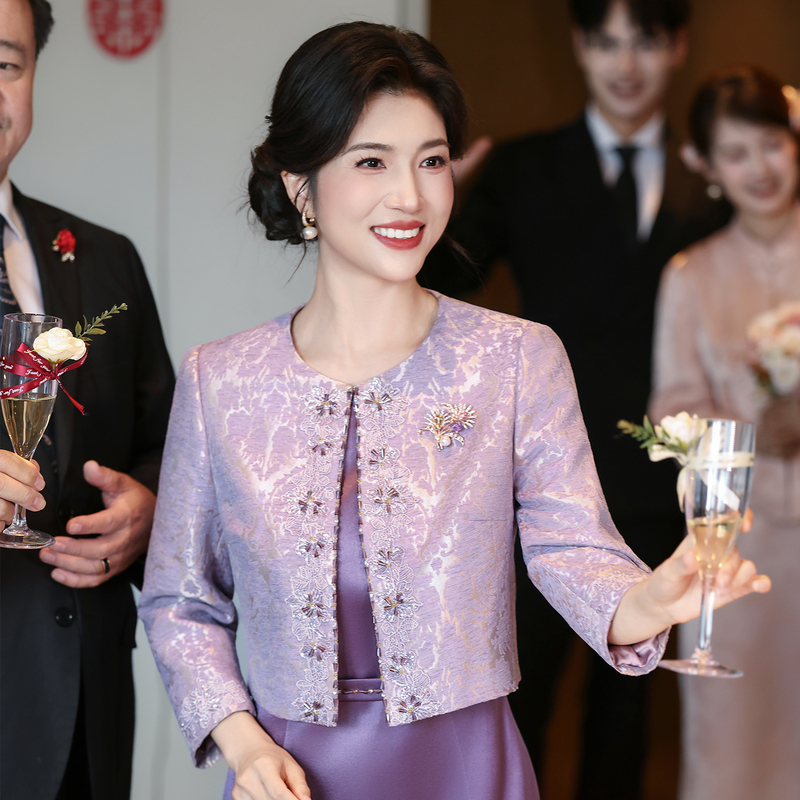 Elegant and Beautiful Mother-Of-The-Bride Dress Set from Guaiyi Liqi, Model "Zixuan," for the 2026 Wedding Banquet, Modernized Cheongsam for the Mother-In-Law