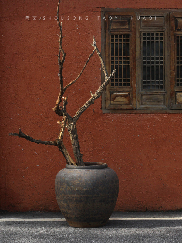 Zen-Style Ceramic Vase, Wabi-Sabi Clay Flower Pot, Large Clay Jar, Large Old-Fashioned Jar, Coarse Pottery Garden Ornament, Soft Material Zen-Style Ceramic Vase, Wabi-Sabi Clay Flower Pot, Large Clay Jar, Large Old-Fashioned Jar, Coarse Pottery Garden Ornament, Soft Material