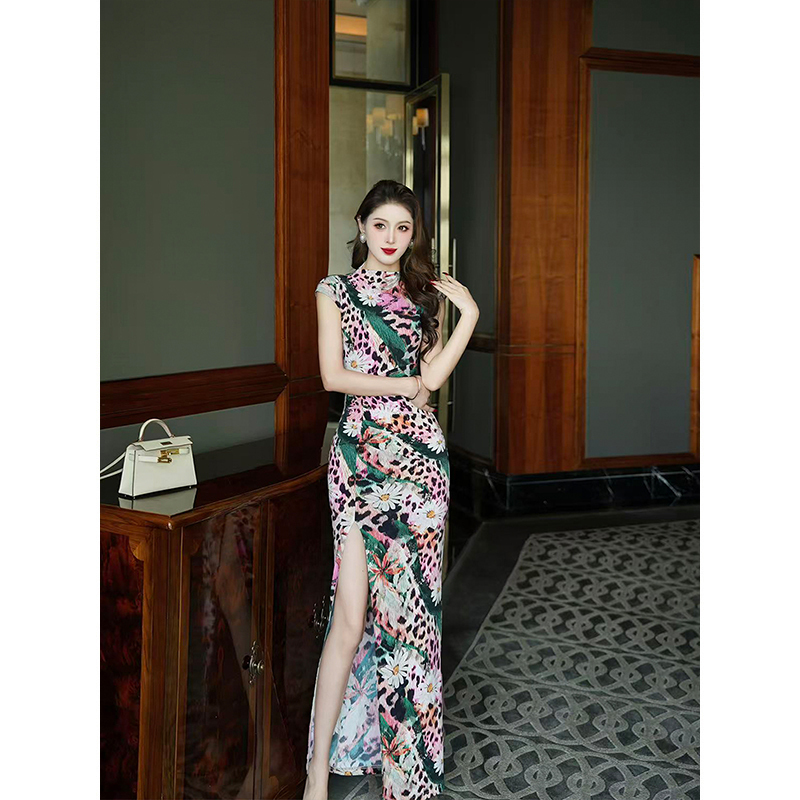 Ukfeier Light Luxury Crystal Leopard Print Floral Print Pleated Waist High Slit Dress Ukfeier Light Luxury Crystal Leopard Print Floral Print Pleated Waist High Slit Dress
