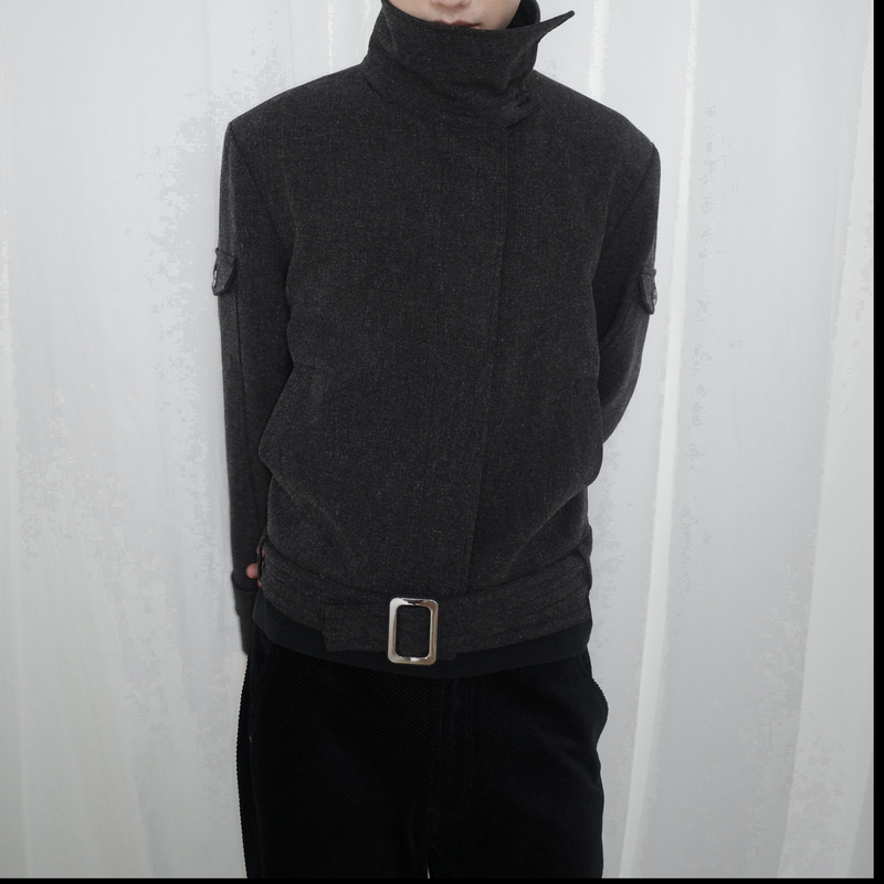 Limitless 26Aw Linen Hunting-Style Jacket with Overlapping Diagonal T-Tie Straps and Fitted Fit Buckle Jacket