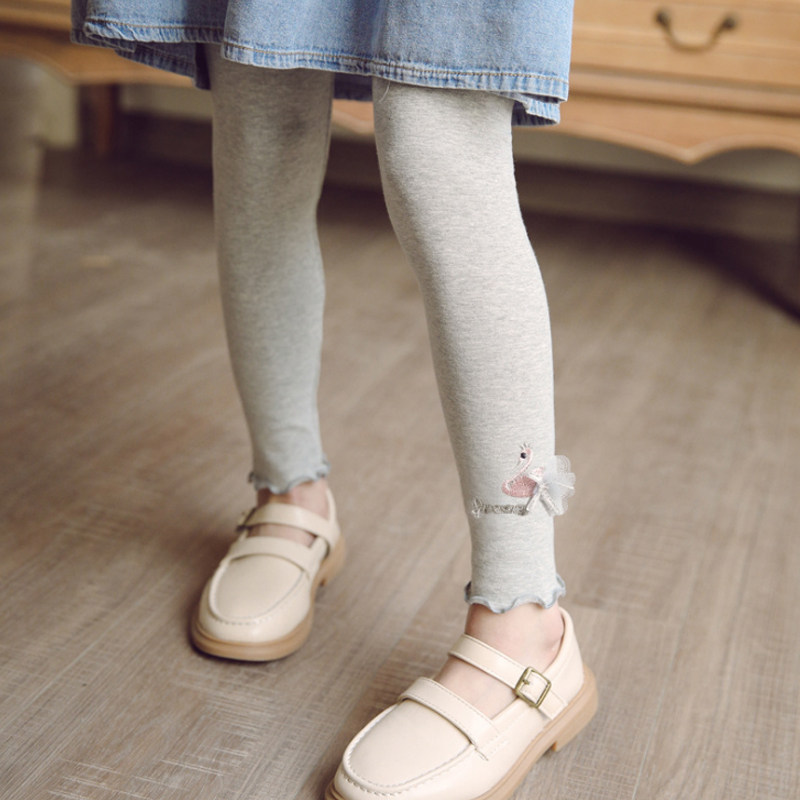 Girls' leggings, pure cotton children's trousers, baby girl's pants, 2022 new spring and autumn clothes, children's foreign style outerwear