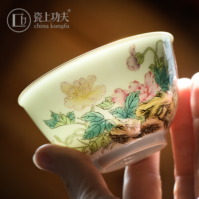 Jingdezhen porcelain on kung fu manual hand - made master cup pastel corn poppy sample tea cup personal single CPU archaize tyres