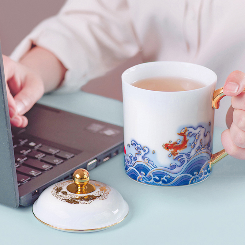 Jingdezhen ceramic cups a single move onward with cover large capacity office cup cup masters cup business gifts