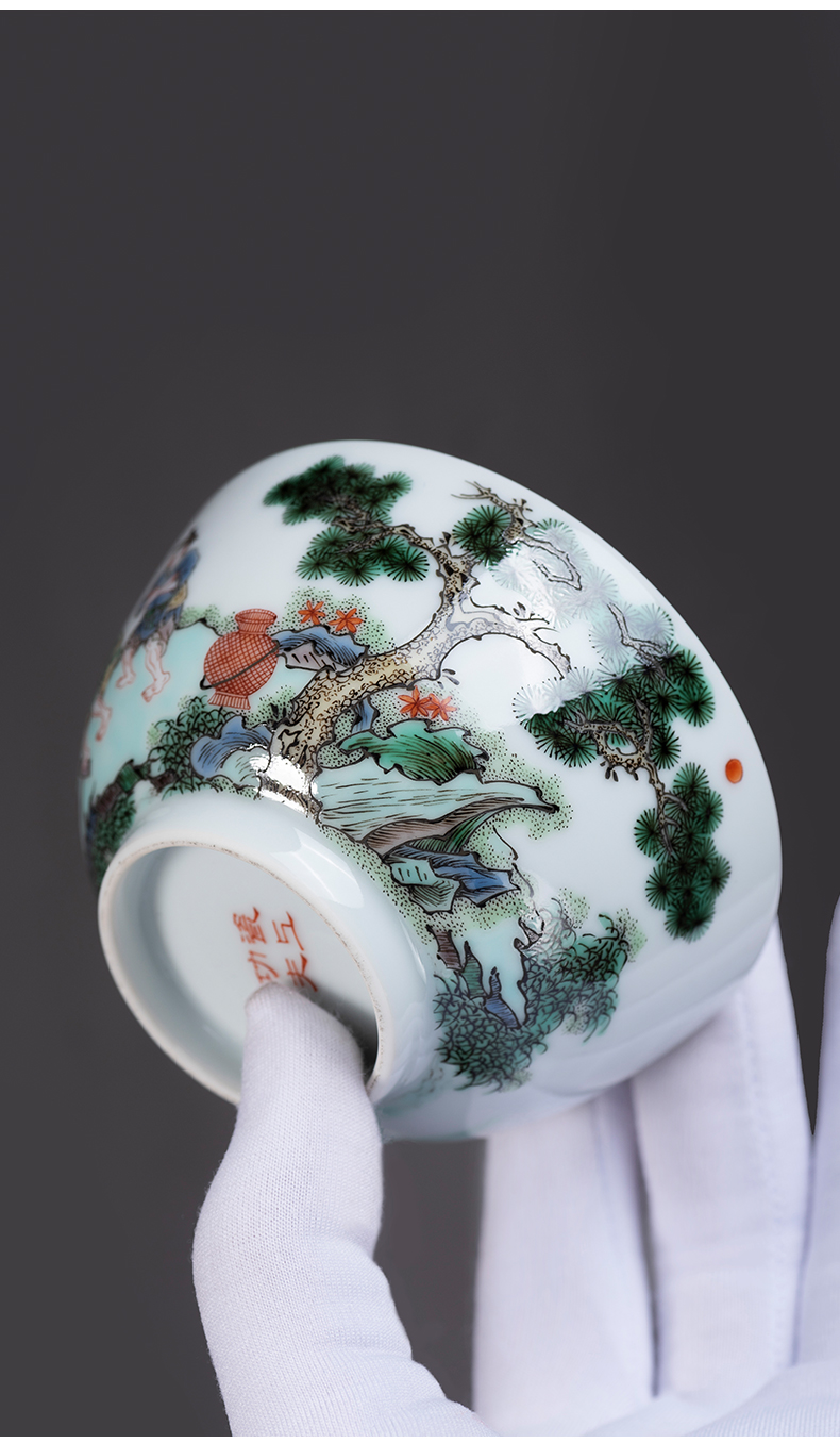 Kung fu master ancient color characters on porcelain cup small single cup men 's high - grade hand - made glass bowl Kung fu tea cups