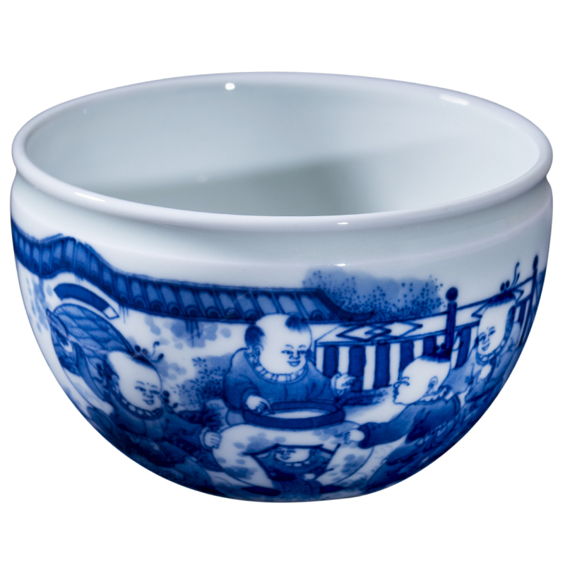 Jingdezhen blue and white hand - made ceramic kung fu tea cups the lad master cup single cup sample tea cup manual small bowl