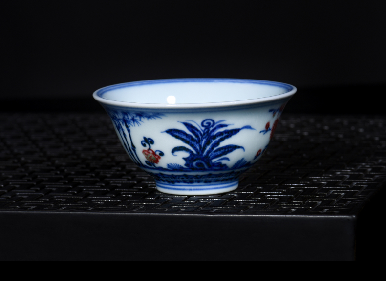 Jingdezhen blue and white youligong kung fu tea set checking ceramic cups hand - made master cup single hand a cup of tea