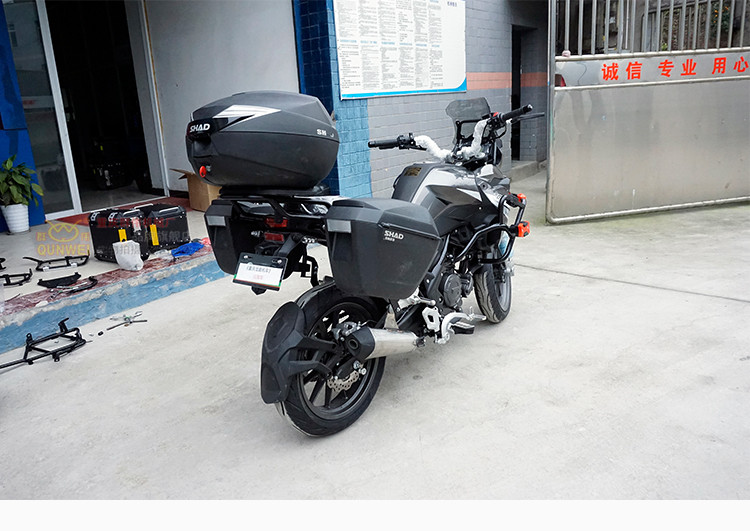 Áp dụng Benelli TRK251 BJ250-18 sửa đổi Xia De bên hộp ba hộp thân đuôi hộp vali bên - Xe gắn máy phía sau hộp hộp để đồ xe máy