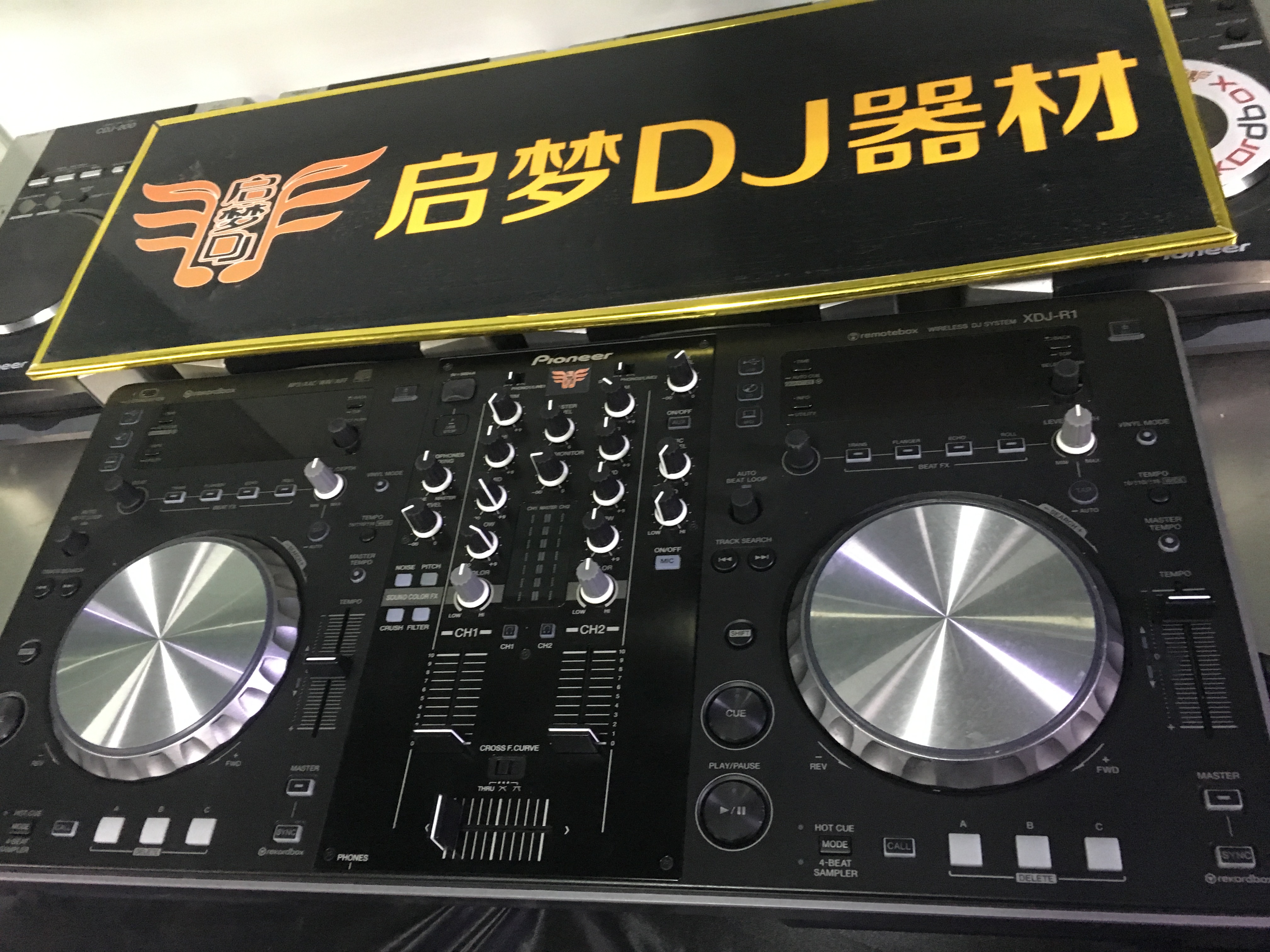 Pioneer XDJ-R1 DJ Controller All-in-one DJ controller Support USB CD support rekordbox digital