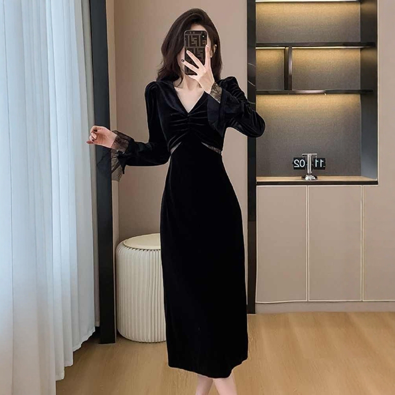 Black High-End Long-Sleeved Velvet Dress for Women, Spring V-Neck Mesh Waist-Revealing Slim-Fit Bodycon Slit Midi Dress