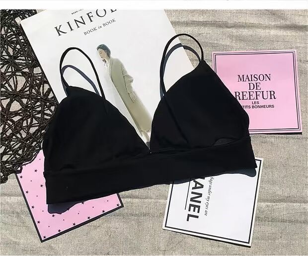Châu Âu và Hoa Kỳ không có vòng ngực thép gợi cảm sâu V tam giác bikini bikini dây đeo vai mỏng với miếng đệm ngực cỡ lớn đồ lót cup mỏng áo ngực cho bé bú