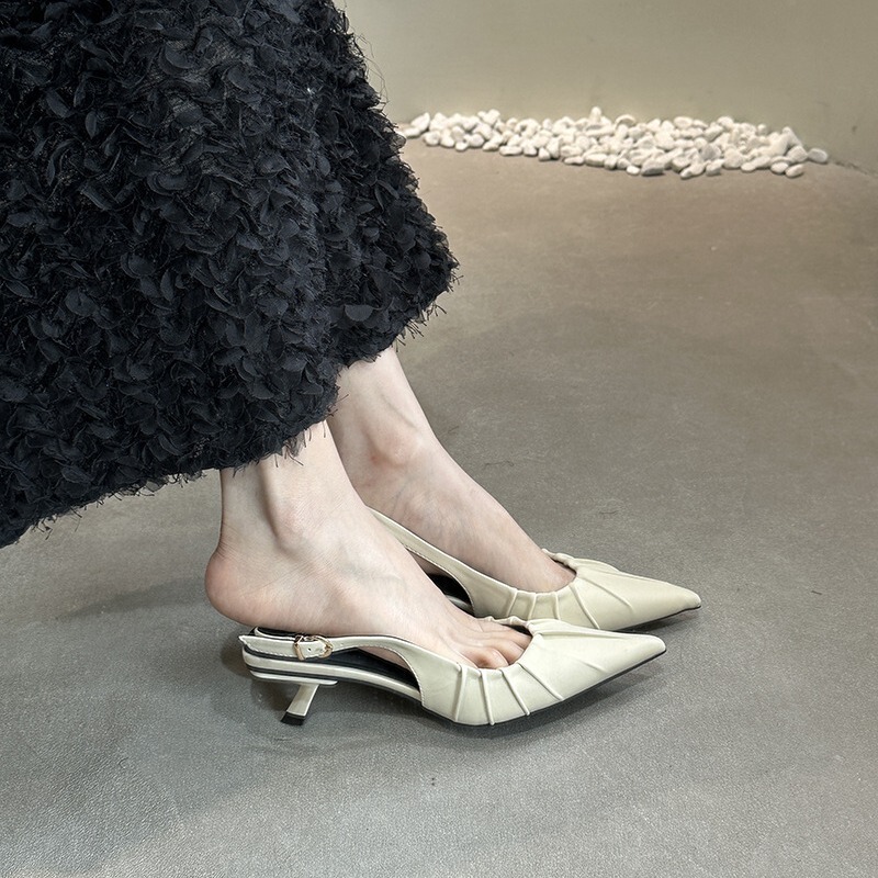 Sheepskin Version ~ 3cm Beautiful Pleated Closed-Toe Sandals with Small Heels, Paired with Skirts, Stiletto High Heels, Women's Shoes, Spring 2026
