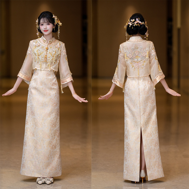 Champagne-Colored Long-Sleeved Cheongsam Toast Dress Bridal Set 2026 New Engagement Dress New Chinese Style Homecoming Dress for Petite Figures Champagne-Colored Long-Sleeved Cheongsam Toast Dress Bridal Set 2026 New Engagement Dress New Chinese Style Homecoming Dress for Petite Figures