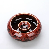 Большая внутренняя дуга пепельница-килн становится красной