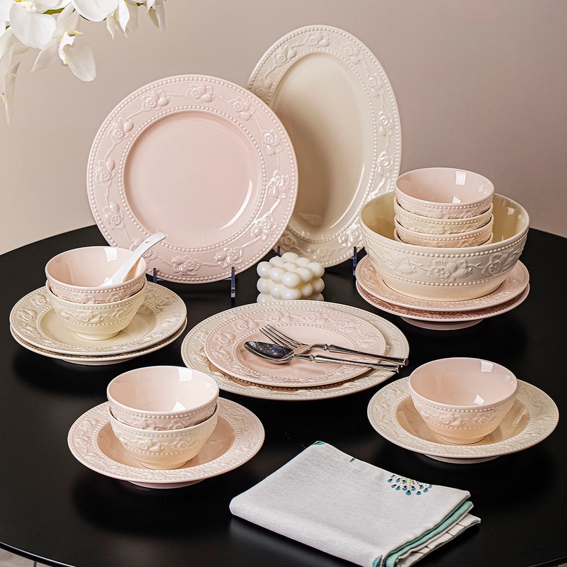 Underglaze Color 2026 Embossed French Cream Style Bowl and Plate Set Engagement Wedding Gift Dinnerware Set Bowls and Plates