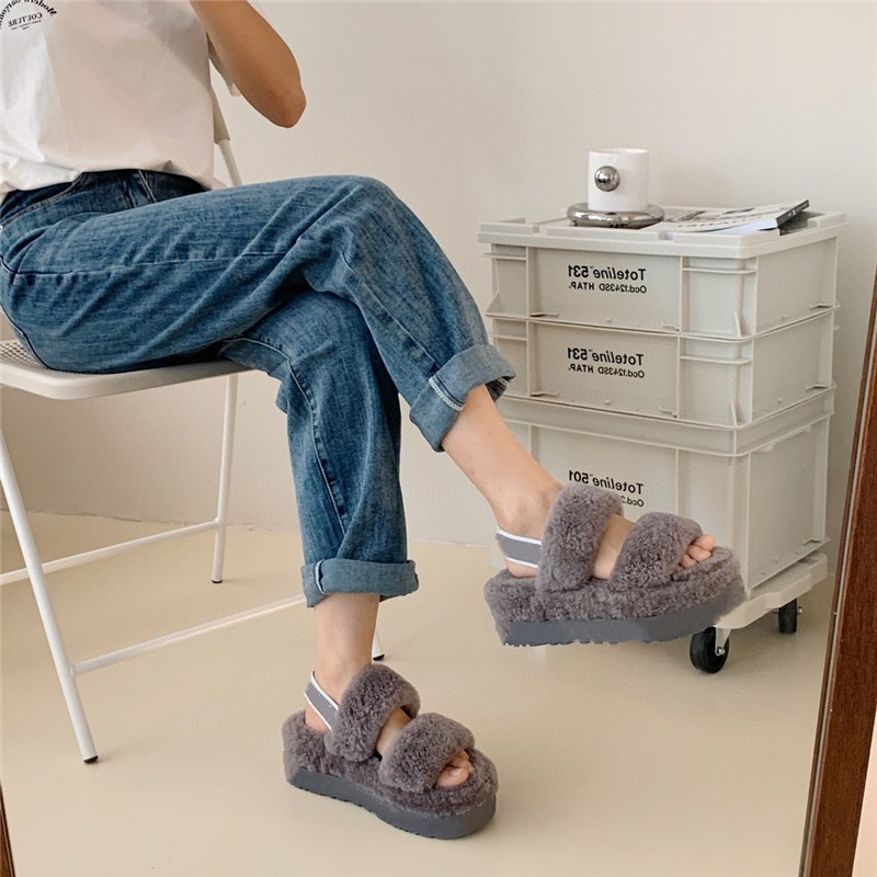 2026 Autumn Henan Jiasanpo Village Two-Strap Slippers for Women, Outdoor Wear, Furry Slippers, Thick-Soled Two-Strap Wool Slippers