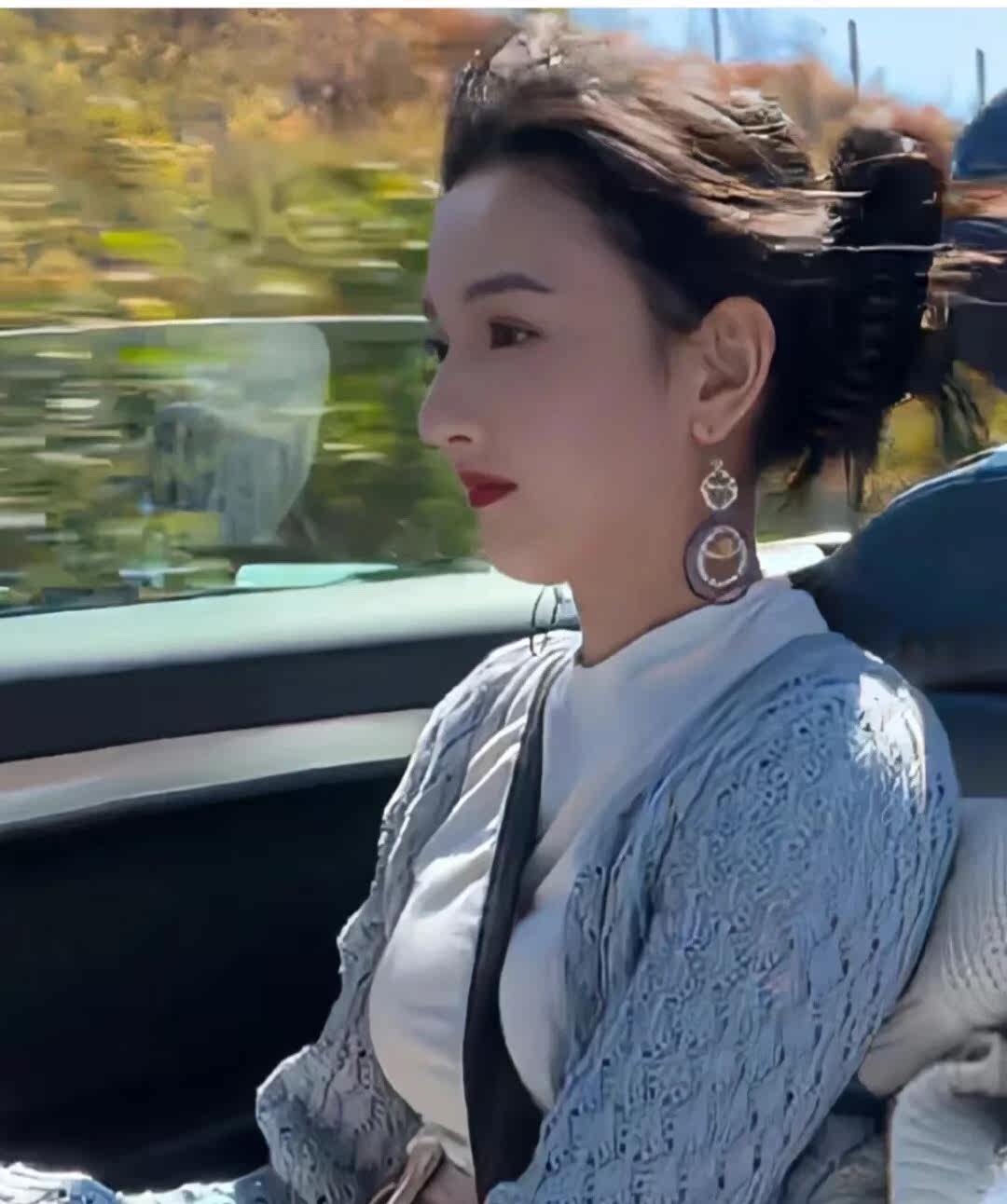 GG thick cup and thin cup Bra have Song Zuer chest shape