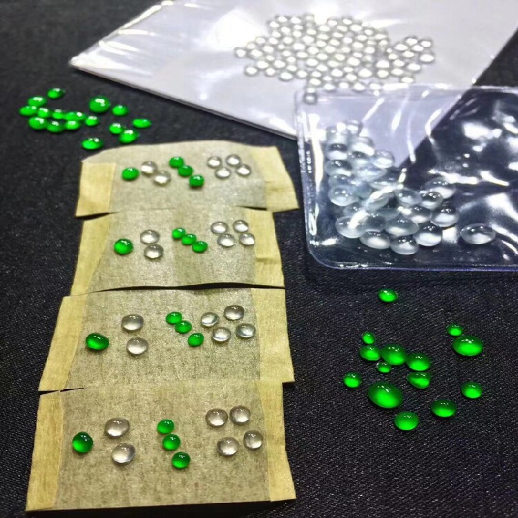 Burmese jadeite ring, a pair of yang green ear needles, ice seed yang green egg face, high ice jadeite ring face, 18k inlay