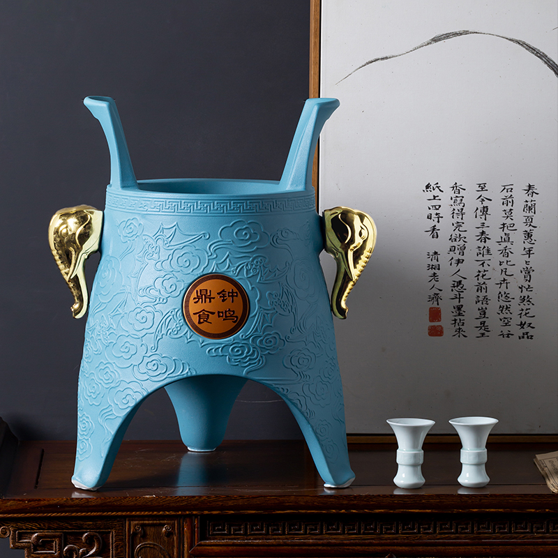 Jingdezhen ceramic jars creative bottle is empty wine bottle seal 10 jins to bronze jack gift customization