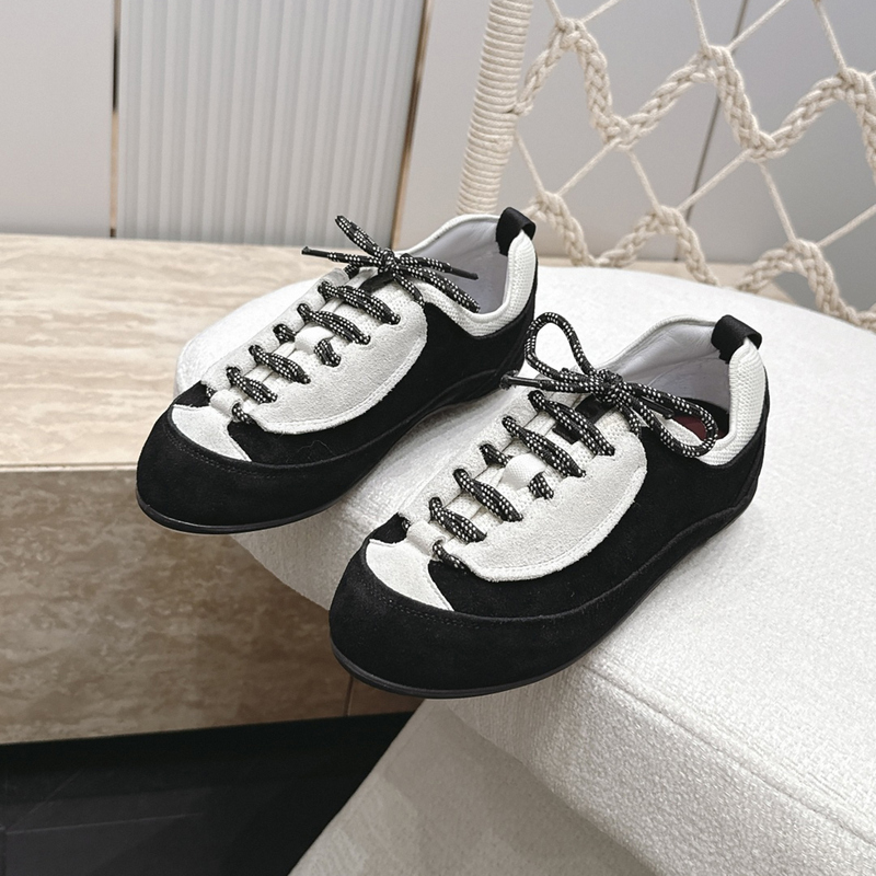Chanel-Style Black and White Color-Blocking Panda Trainers for Women, New Model 26, Genuine Leather Lace-Up Versatile Flat-Soled Sports Casual Sneakers