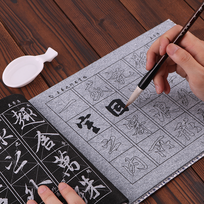 уроки каллиграфии пером. каллиграфия письмо. фрактуры. практика каллиграфии. каллиграфия штрихи.