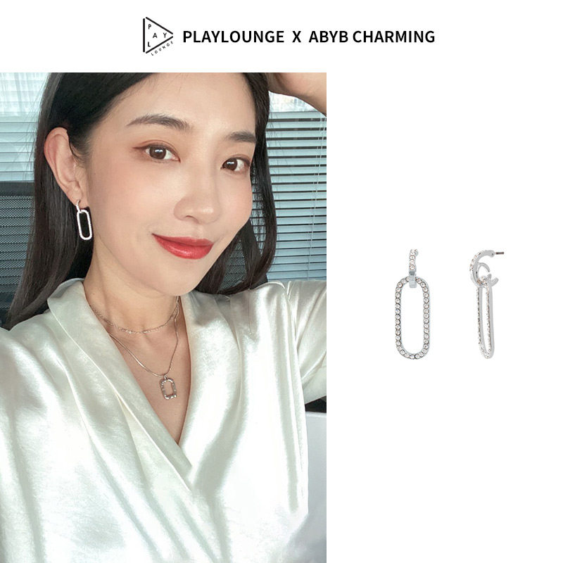 abyb Charming Zhou Yutong Liu Yuxin with the same diamond earrings interlocking niche design accessories women