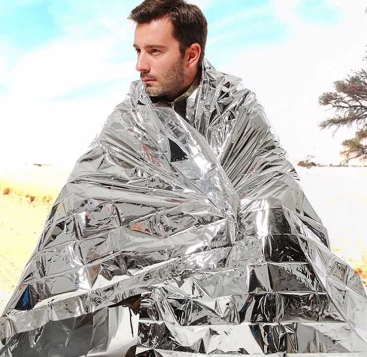 Outdoor Portable PET Silver First Aid Blanket Emergency Blanket Lifesaving Insulation Blanket Car Sunscreen Survival Outdoor Supplies