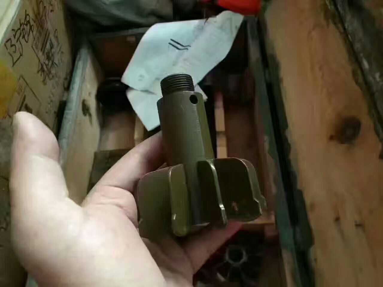 Military Fans New Peculiar Pendulum Pieces Adornment 82 Empennage Town Paper Stock Old Stock New Collection Iron Art