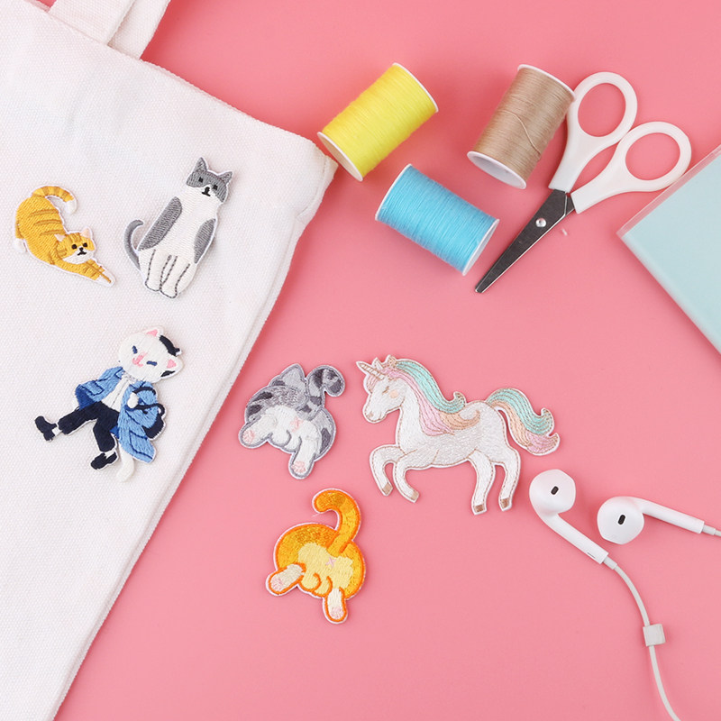 Fashion decorative cloth stickers cartoon pattern hand stickers embroidery cloth patch patch patch patch pants hole decals