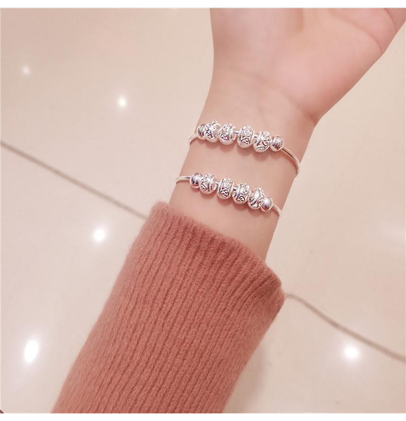 Mạ điện 925 sterling bạc bốn hạt trung chuyển rỗng đẩy vòng tay chuông kéo khí chất nữ màu trắng nhỏ phụ kiện tươi - Vòng đeo tay Cuff vòng tay đẹp