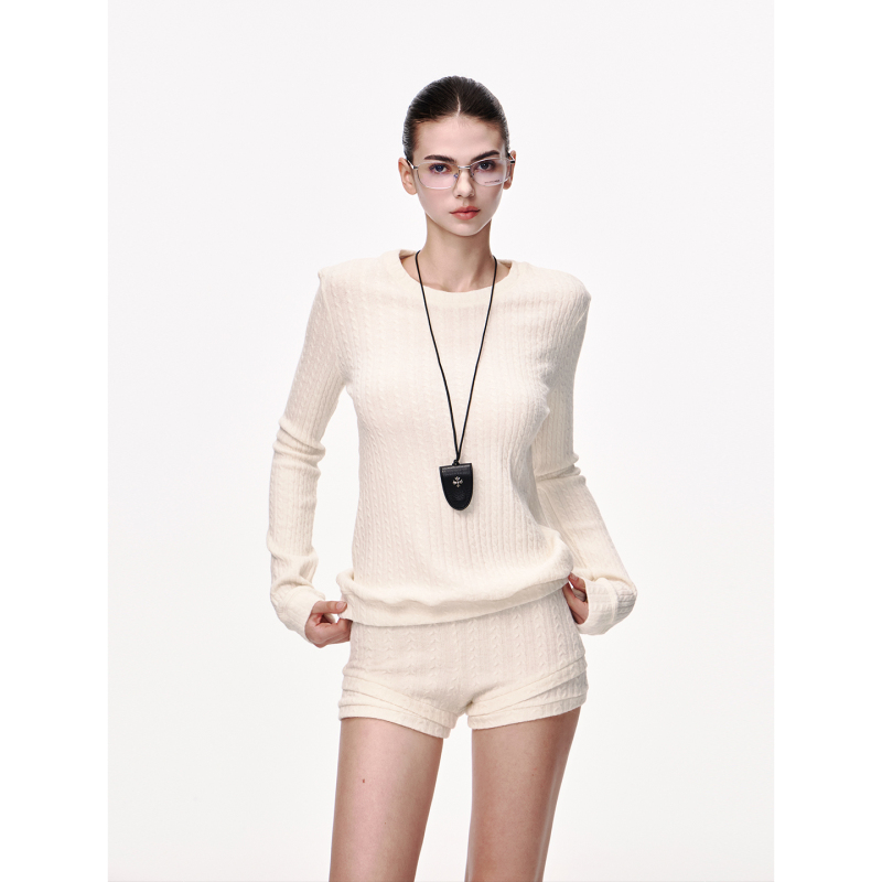 Jlaunt White Sweater for Women, Autumn and Winter Design, Loose and Lazy Style, American Style Hot Girl Round Neck Knit Top