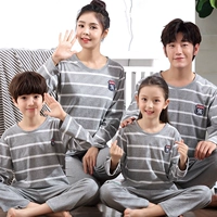 Светло-серая полосатая полоса