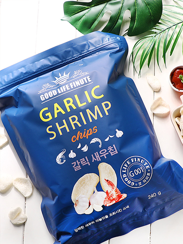 South Korea imported net red snack Qilaifu garlic fresh prawn slices 240g chips Huge puffed potato chips bagged
