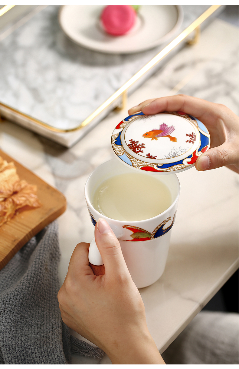 Chang south palace wen gen sea place wrong figure ceramic picking cups a mark cup for cup with cover with a gift