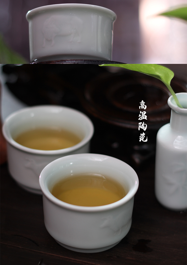 Chang south shadow green kung fu tea cup of jingdezhen ceramic sample tea cup zodiac cattle light carving master CPU