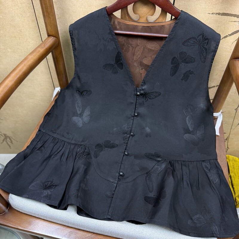Benefits! 100% Mulberry Silk Red Cloud Yarn Cake Top a Version Sleeveless New Style New Chinese Style Vest Sleeveless Benefits! 100% Mulberry Silk Red Cloud Yarn Cake Top a Version Sleeveless New Style New Chinese Style Vest Sleeveless