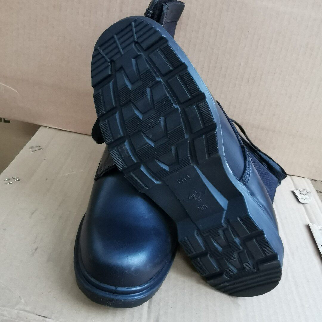 Handling 14 Plant stock umbrella boot Bull Leather High Cylinder Lacing Round Head Outdoor Protection Martin Boots Imperfections Handling