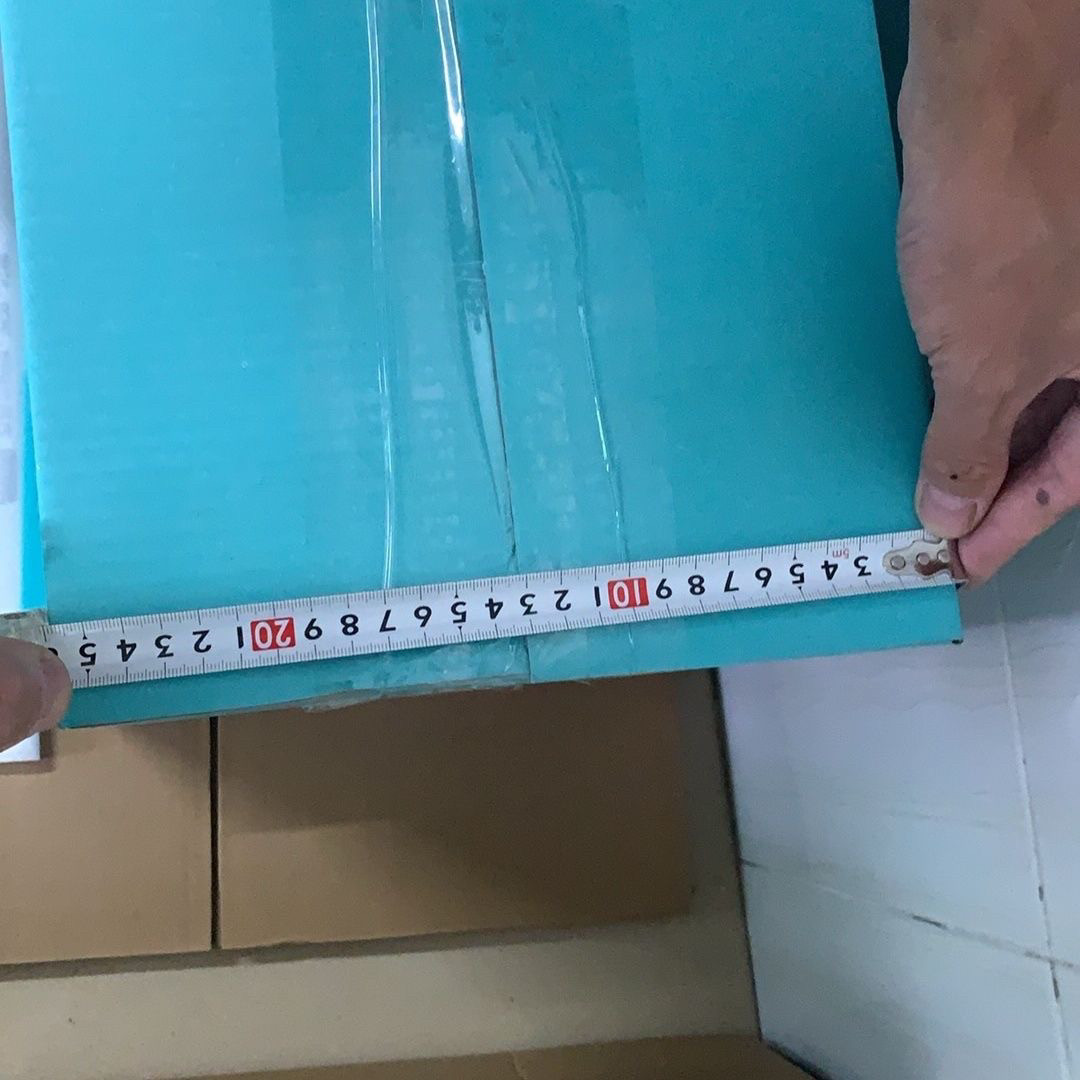 картон 得雾鞋盒 快递包装盒 电商包装盒 哑光磨砂胶带 卡片证书 放为扣