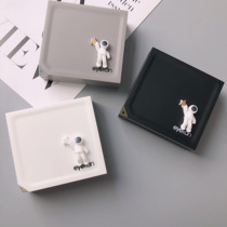 High-grade magnetic suction contact lens box simple portable unisex contact lens box companion box to send boyfriend to classmate