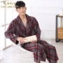 Áo choàng tắm nam đồ ngủ một mảnh cotton dài tay áo mùa hè mỏng phần lưới mắt cáo kích thước lớn quần áo nhà áo tắm đồ ngủ - Night Robe pijama dài tay