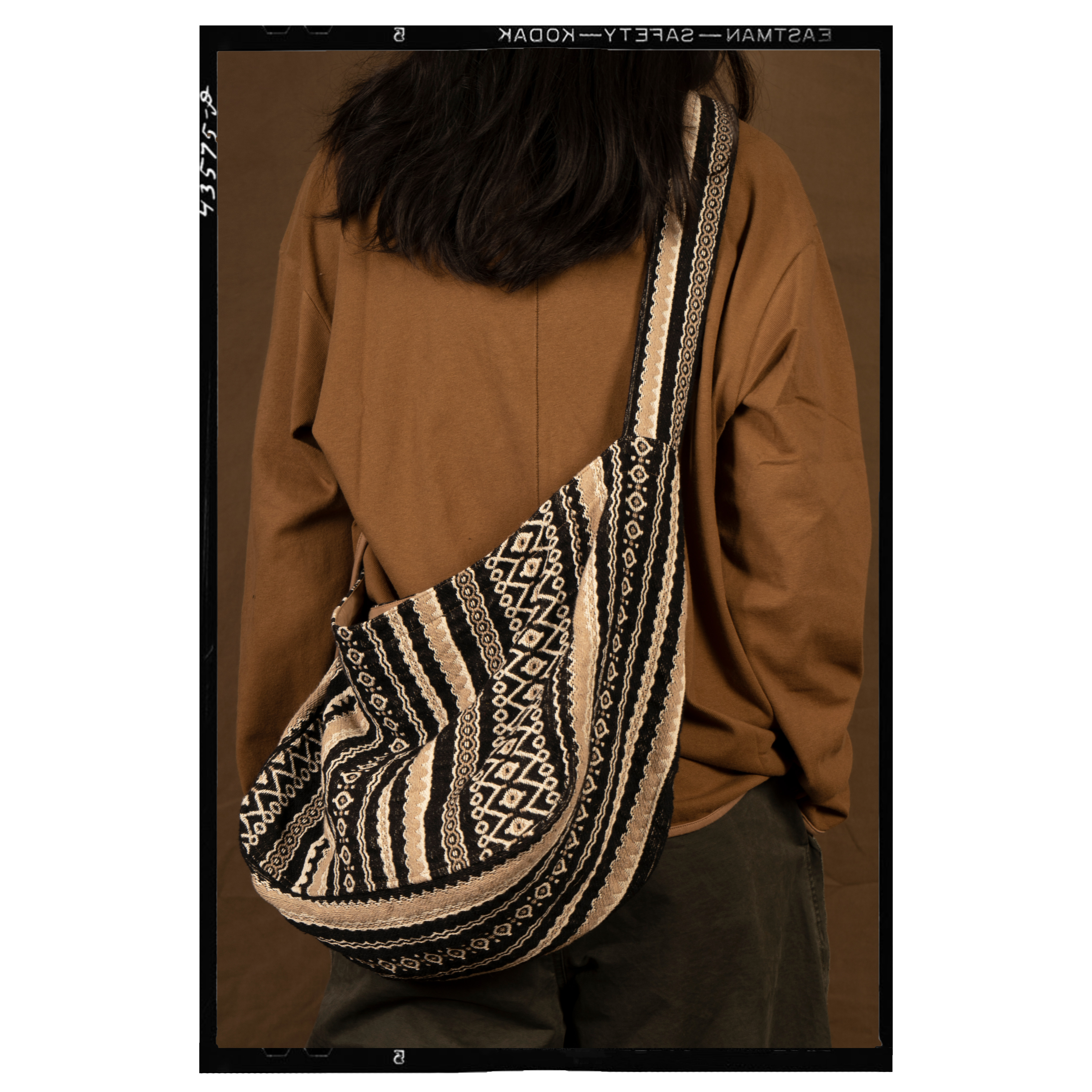 1533) Vintage Postman Bag Jacquard Striped Thick Hand Indian Blanket Shoulder Crossbody Bag