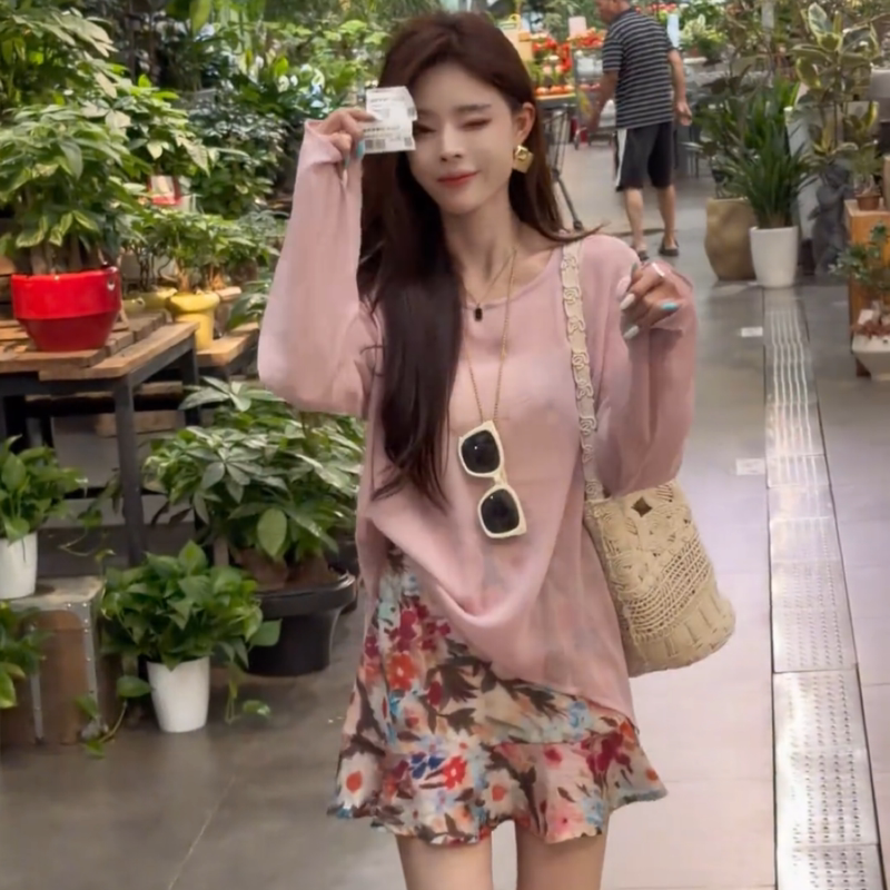 Korean Style Gentle Fashion Suit Pink Sun Protection Long-Sleeved T-Shirt Printed Skirt Short Skirt Two-Piece Set for Women in Summer Korean Style Gentle Fashion Suit Pink Sun Protection Long-Sleeved T-Shirt Printed Skirt Short Skirt Two-Piece Set for Women in Summer