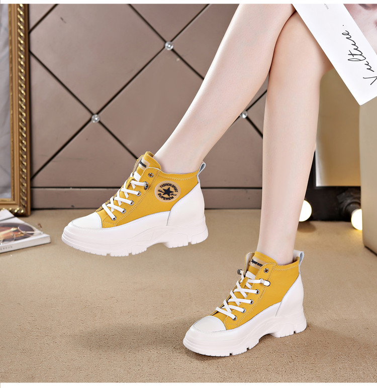 Internal heightened women's shoes 2021 autumn and winter Korean version of Joker explosions new thick-soled slope with casual martin boots women's tide