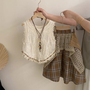 Girls summer 2025 new retro crochet vest top bohemian ethnic style skirt hollow splicing skirt