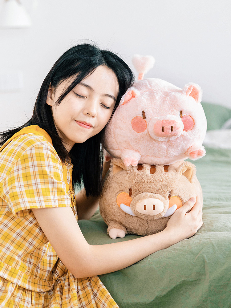 Crooked melon production fart can pig doll pillow girl sleep doll plush toy doll couple birthday gift