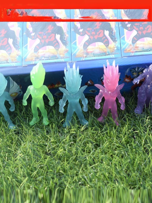 Cartoon Luminous Doll, Cute Three-Dimensional High-Value Design, Changes Color When Exposed to Light, Creative Toy Keychain Pendant Blind Box