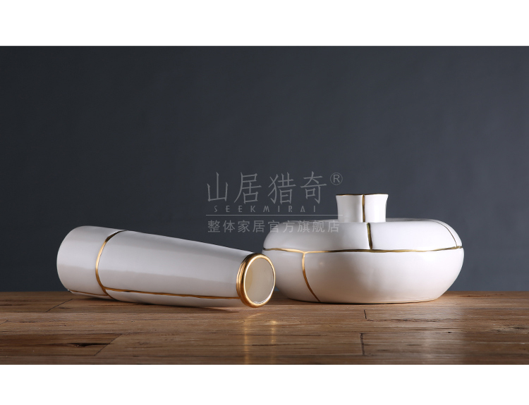 Creative fashion a simple white ceramic vase American living room home decoration vase furnishing articles up phnom penh bottle arranging flowers