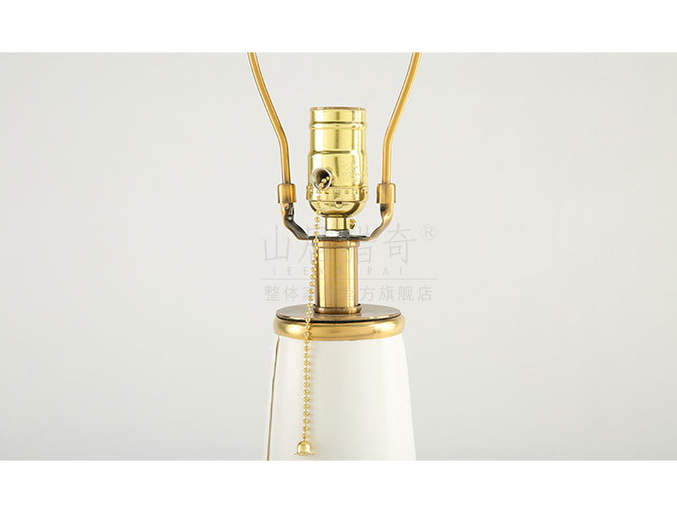 I and contracted white ceramic desk lamp light Chinese key-2 luxury designer hotel sitting room decorate desk lamp of bedroom the head of a bed