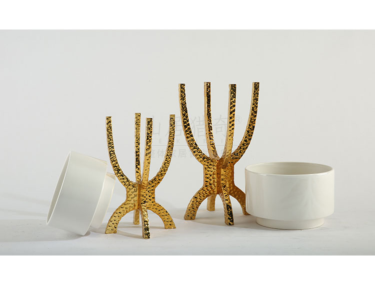 Modern light key-2 luxury northern copper vase sitting room adornment is placed with ceramic bracket flowerpot four feet tripod flower arranging flowers
