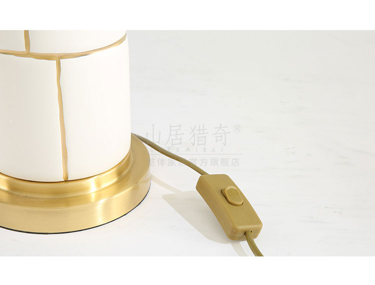 I and contracted white ceramic desk lamp light Chinese key-2 luxury designer hotel sitting room decorate desk lamp of bedroom the head of a bed